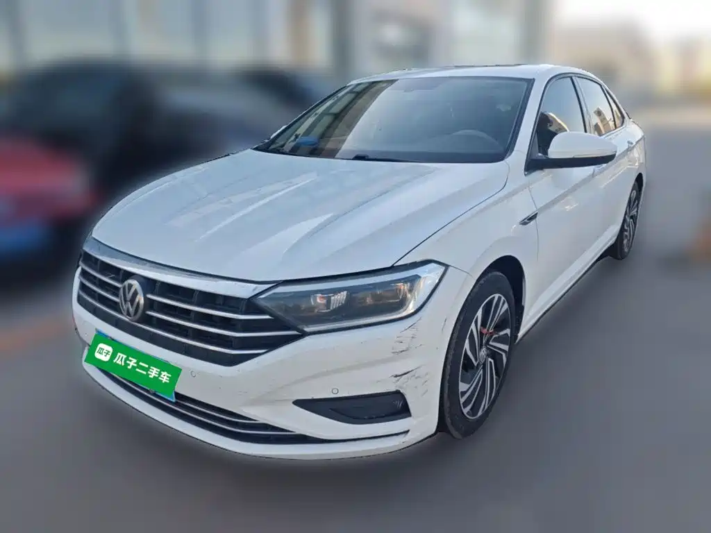 Volkswagen Sagitar 2019