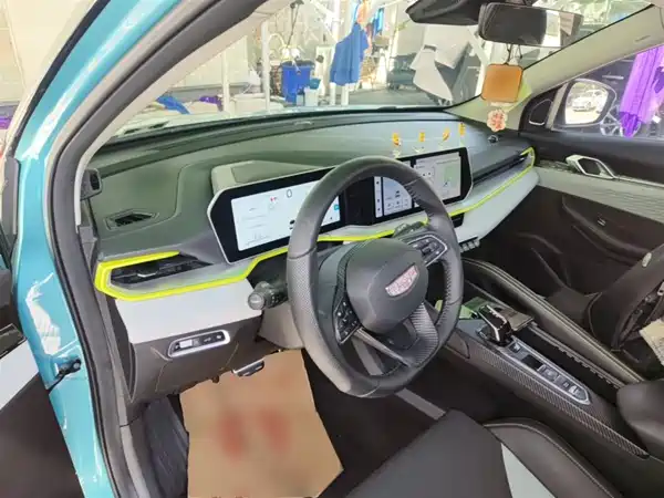 Geely Binyue 2022