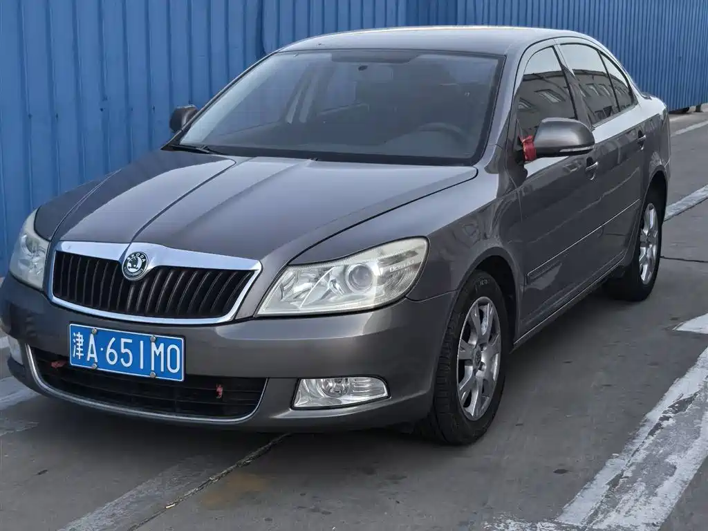 Skoda Octavia 2013 — фото 1