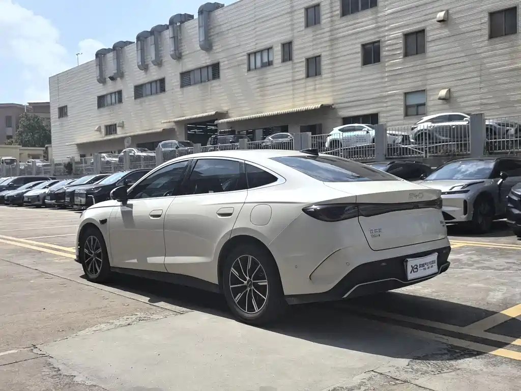 BYD Seal 06 2025
