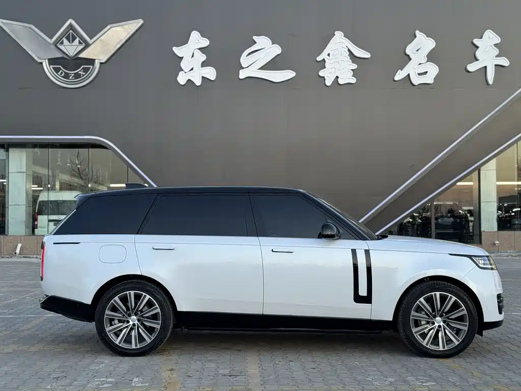 Land Rover Range Rover 2025 — фото 6