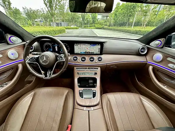 Mercedes-Benz E-Class 2021