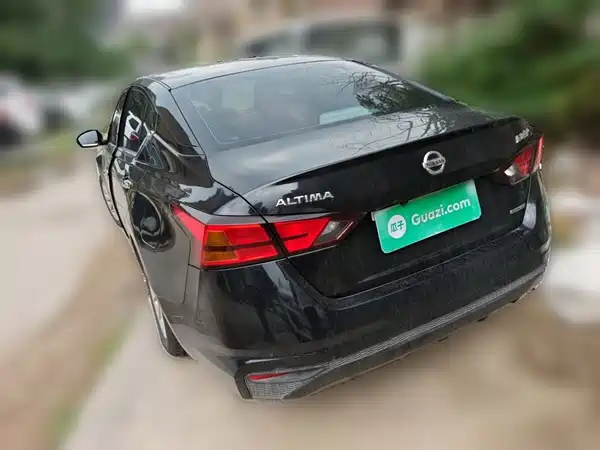 Nissan Teana 2022