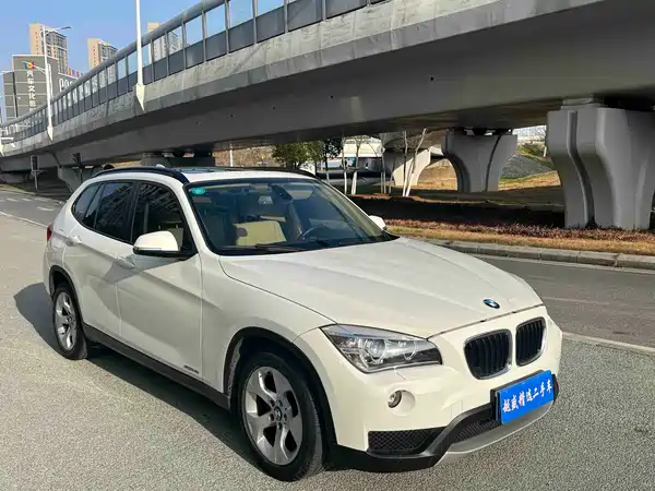 BMW X1 2012