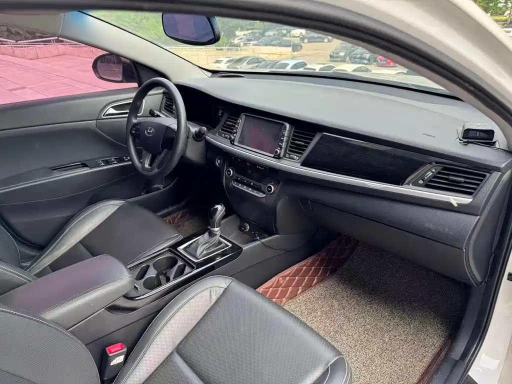 Hyundai Mistra 2017 — фото 10