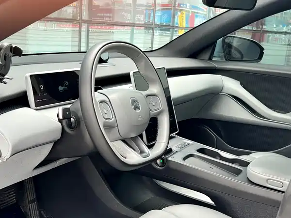 NIO ET5T 2023