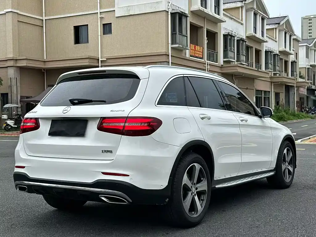 Mercedes-Benz GLC 2016 — фото 9