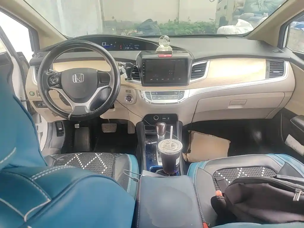 Honda Jade 2014 — фото 10