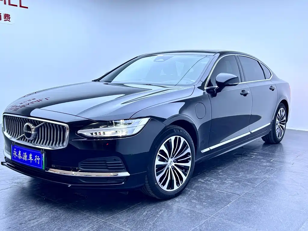 Volvo S90 PHEV 2024