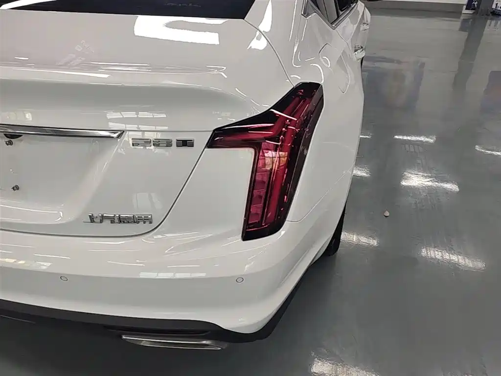 Cadillac CT5 2020 — фото 8