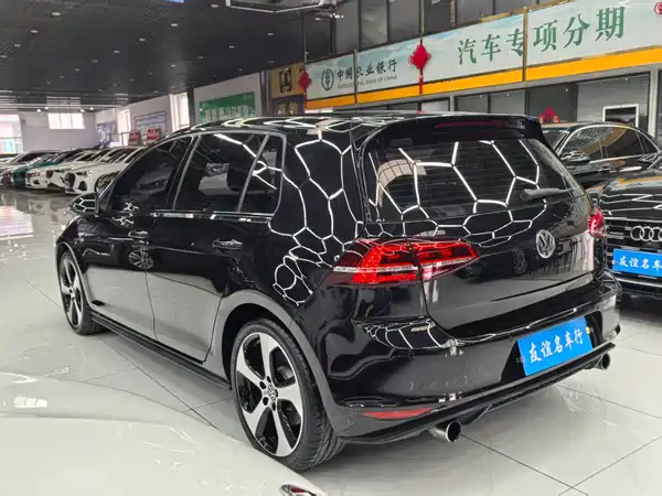 Volkswagen Golf GTI 2016
