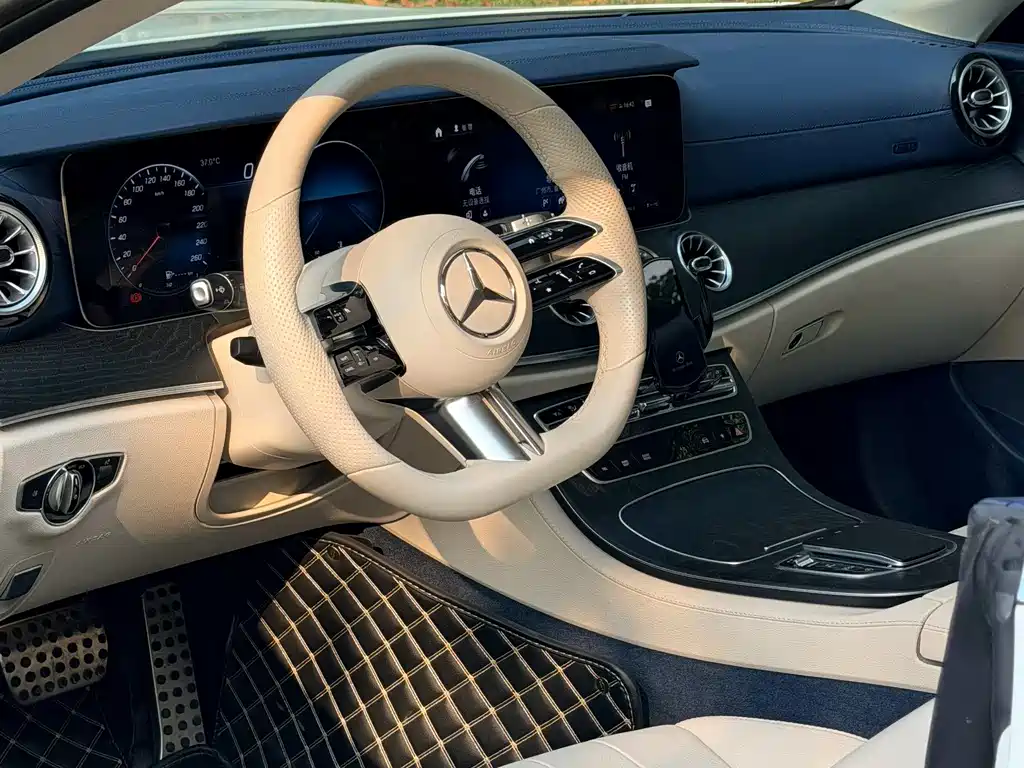 Mercedes-Benz E-Class 2021 — фото 4