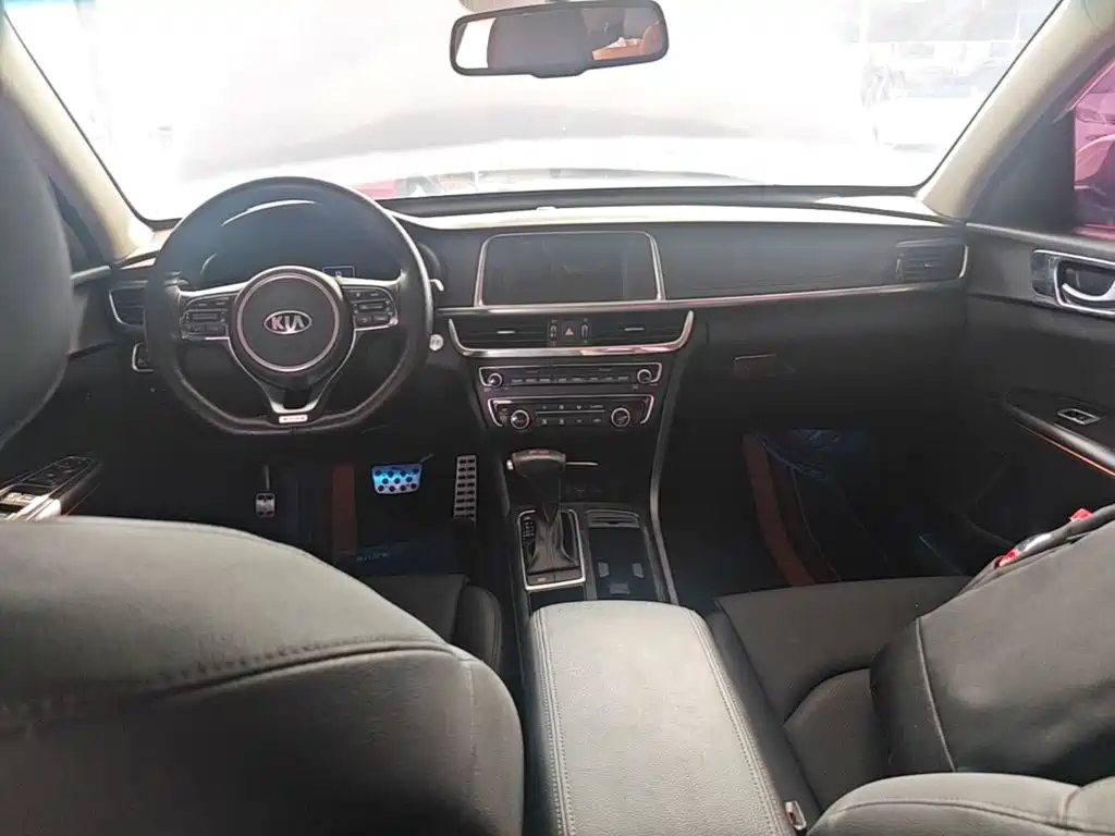 Kia K5 2015 — фото 10
