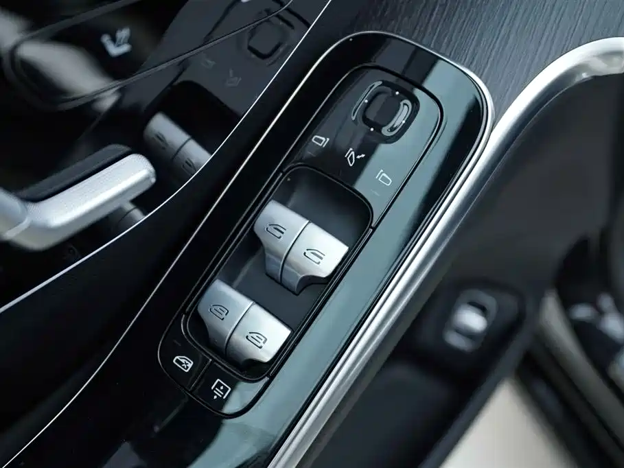 Mercedes-Benz S-Class 2022 — фото 3