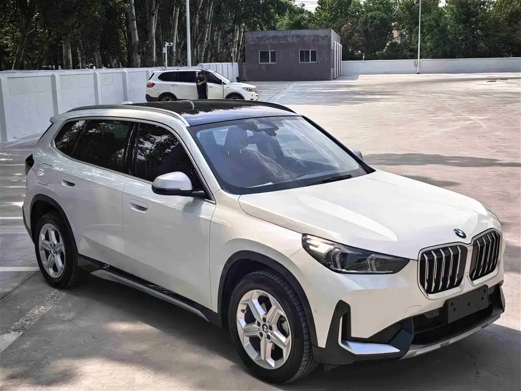 BMW X1 2023 — фото 3