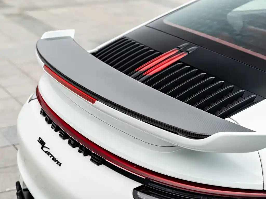 Porsche 911 2024 — фото 12
