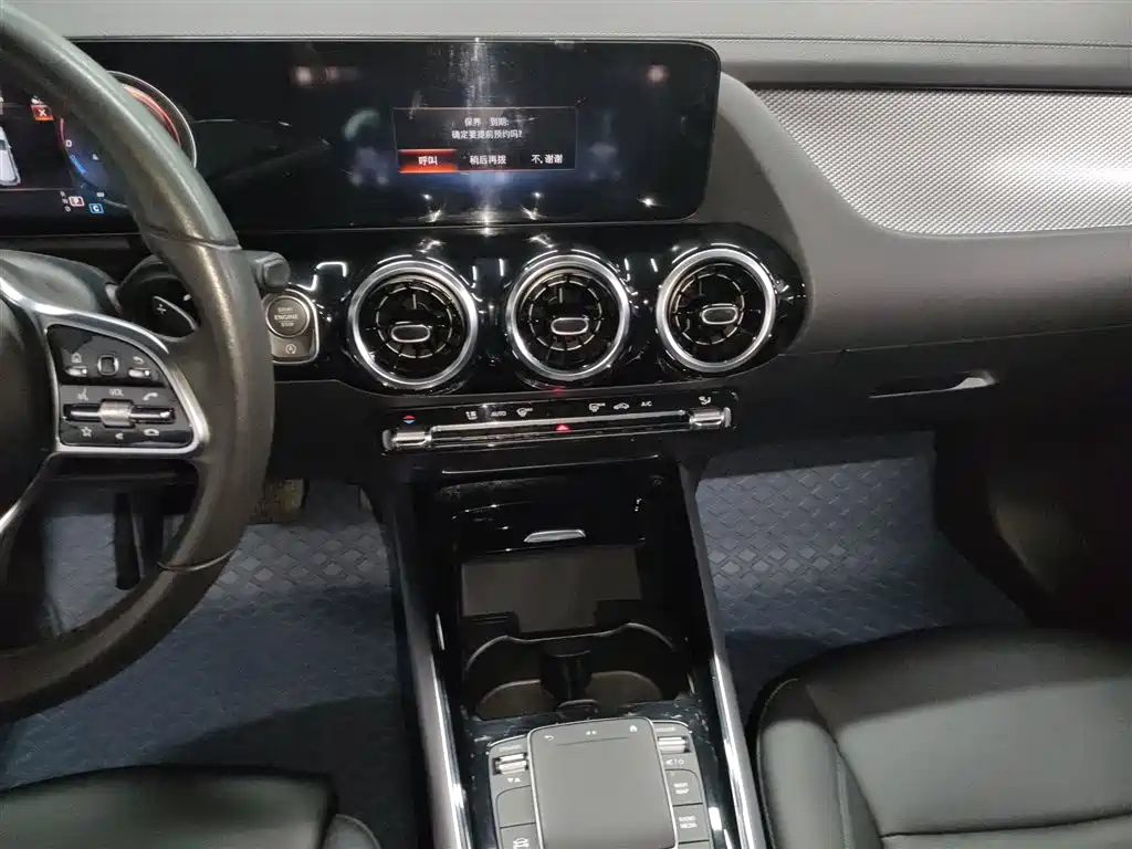 Mercedes-Benz GLA 2023 — фото 5