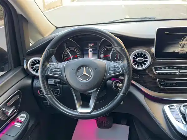 Mercedes-Benz V-Class 2018