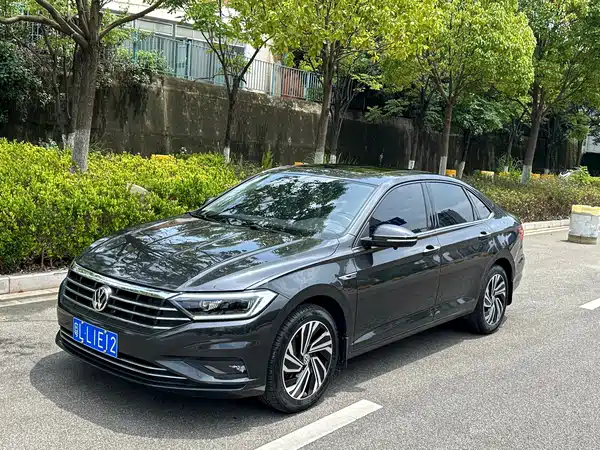 Volkswagen Sagitar 2021