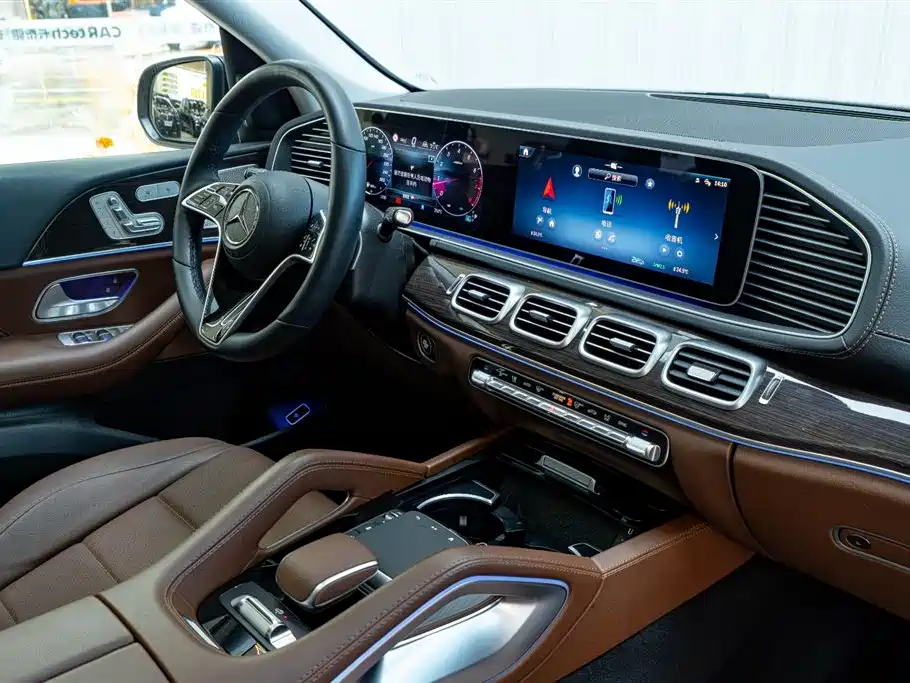 Mercedes-Benz GLE 2025 — фото 24
