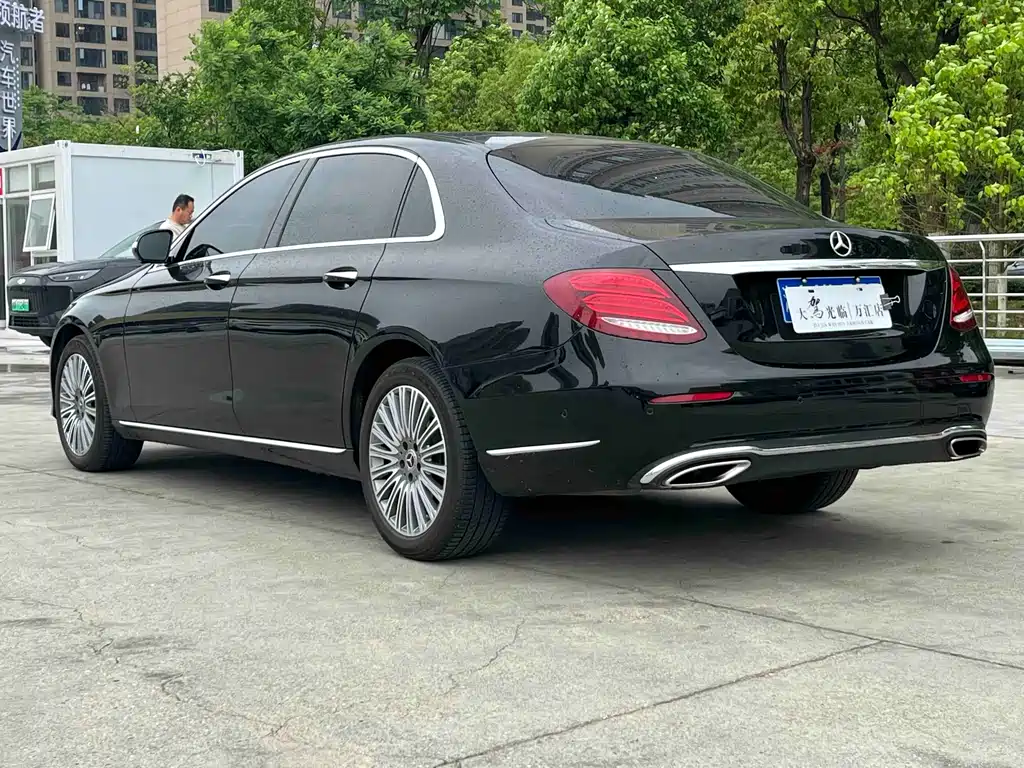 Mercedes-Benz E-Class 2020 — фото 5