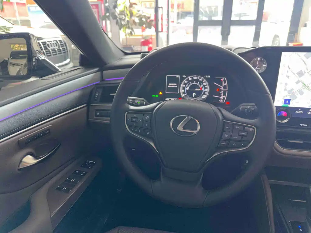 Lexus ES 2025 — фото 15
