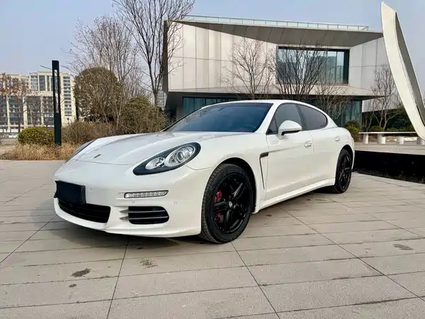 Porsche Panamera 2014