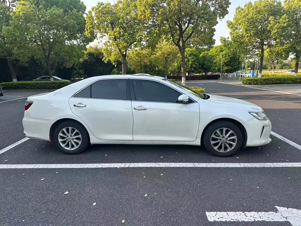 Toyota Camry 2017