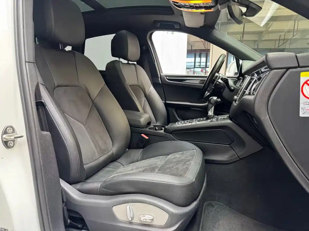 Porsche Macan 2015 — фото 6