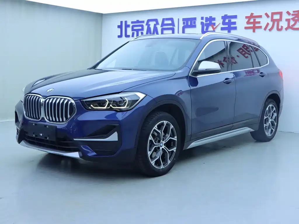 BMW X1 2021 — фото 1