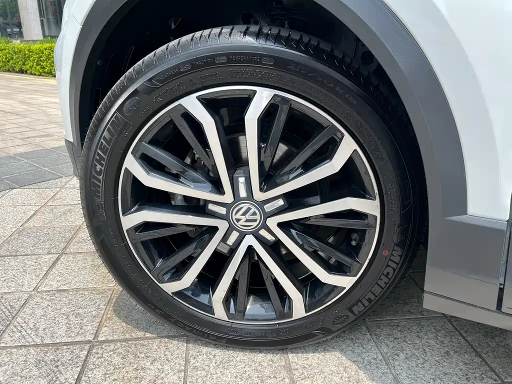 Volkswagen T-Roc 2020 — фото 18