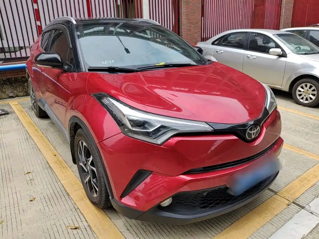 Toyota C-HR 2019 — фото 4