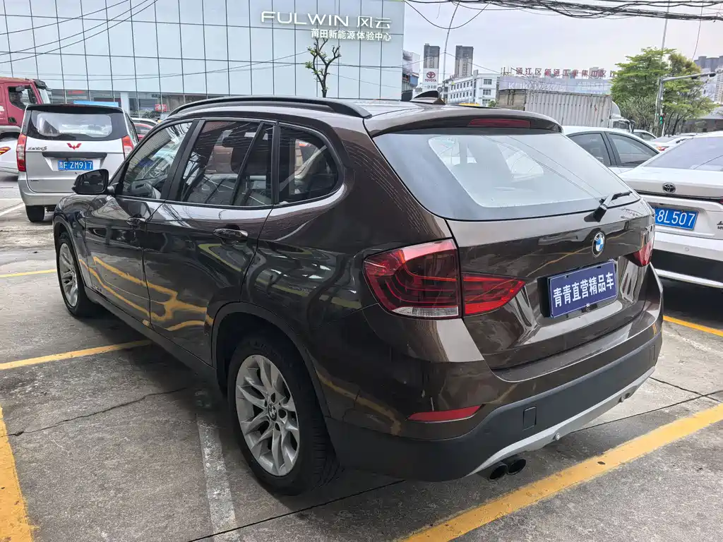 BMW X1 2015 — фото 7