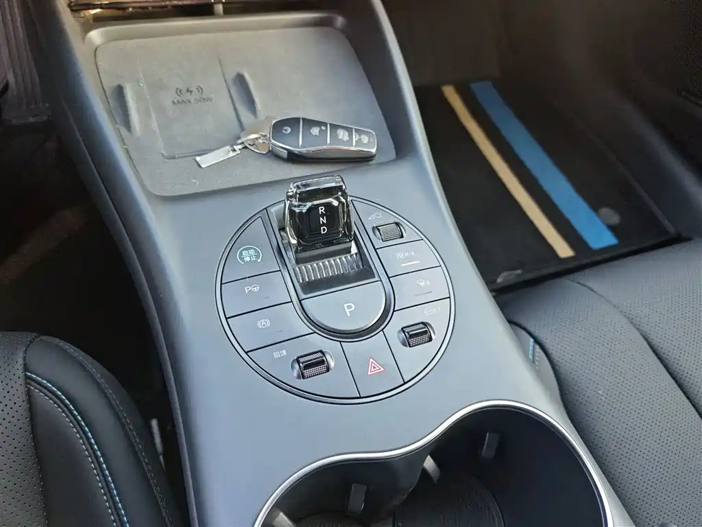 BYD Seal 2025 — фото 14