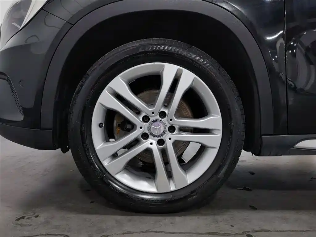 Mercedes-Benz GLA 2017 — фото 17