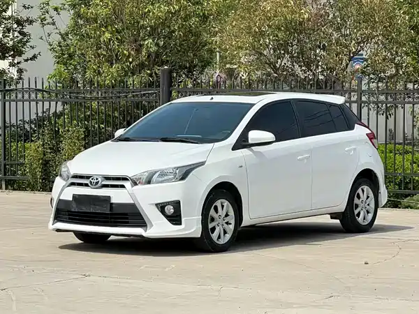 Toyota Yaris L 2016