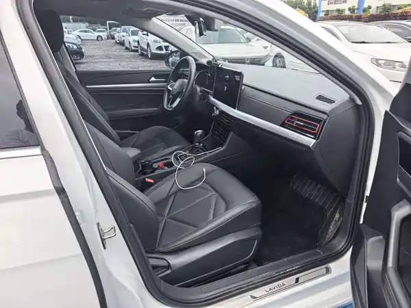 Volkswagen Lavida 2023