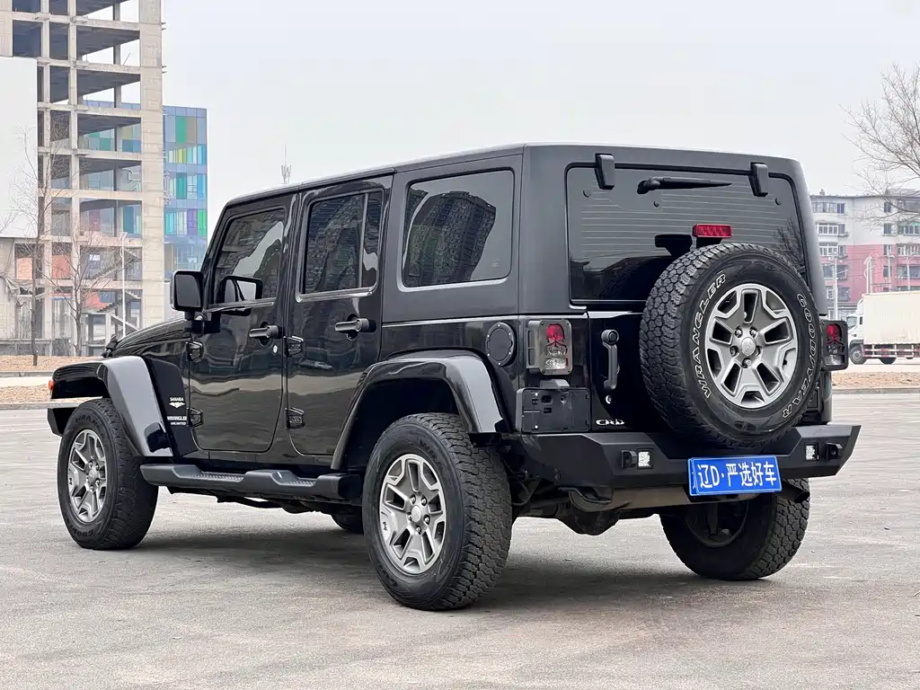 Jeep Wrangler 2014 — фото 6
