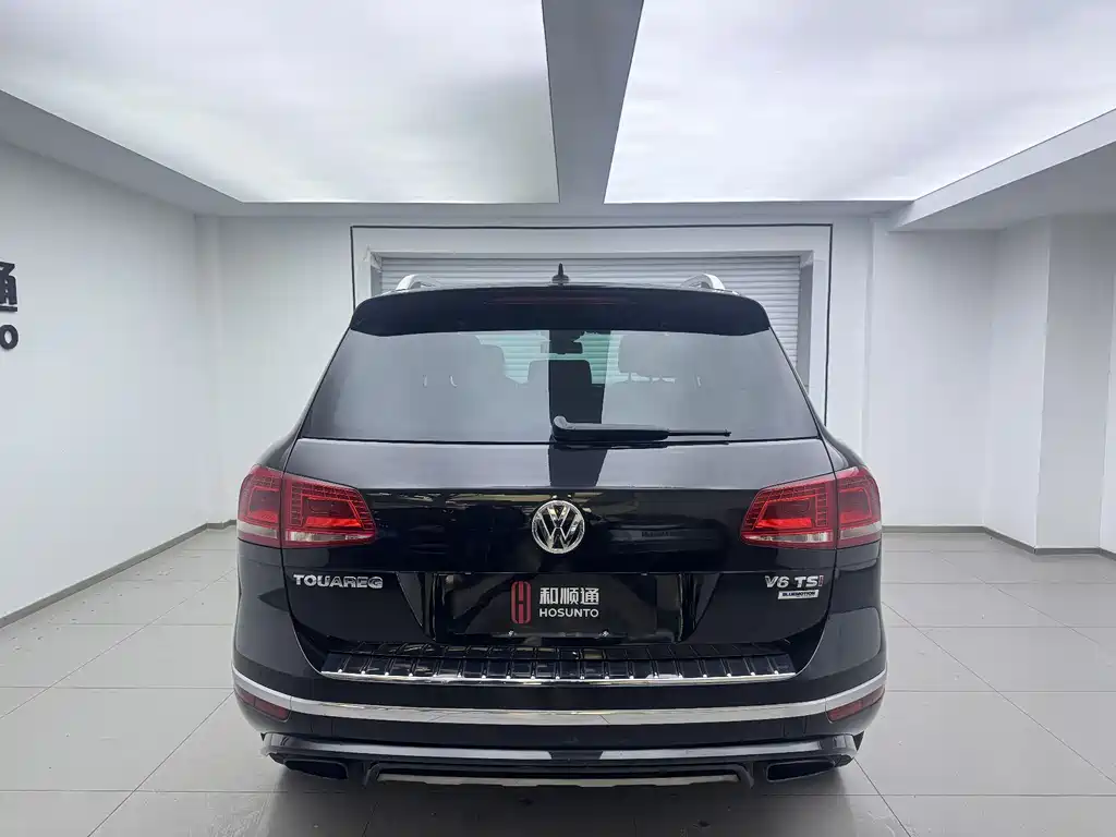 Volkswagen Touareg 2016 — фото 8