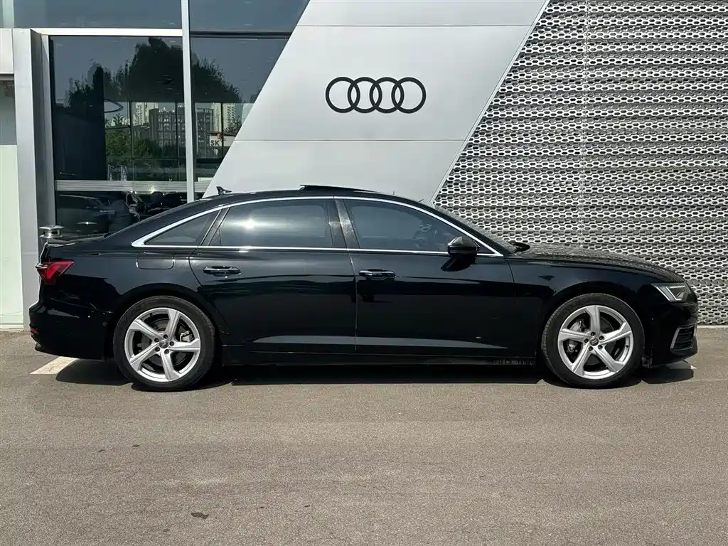 Audi A6L 2021 — фото 3