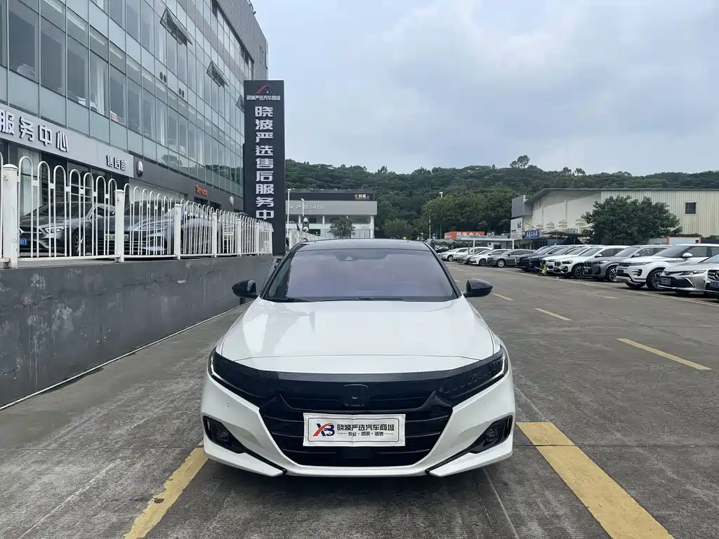 Honda Accord 2022 — фото 2