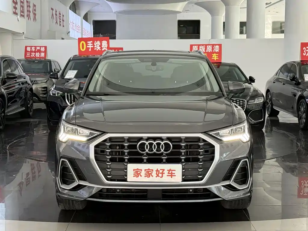 Audi Q3 2020 — фото 2