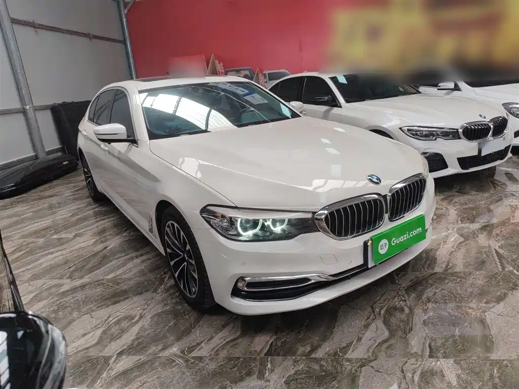 BMW 5 Series 2019 — фото 4