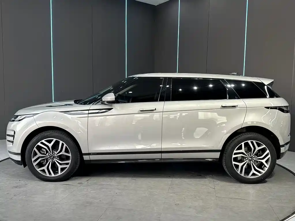 Land Rover Evoque 2023 — фото 5