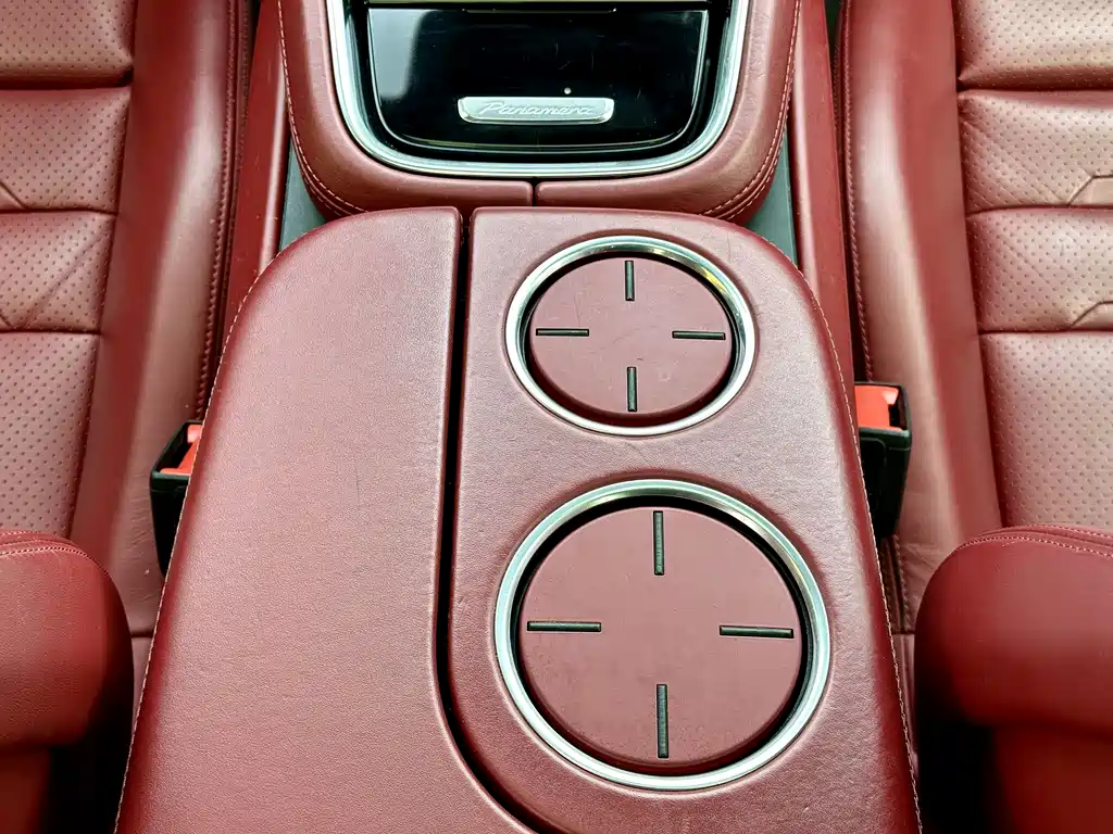 Porsche Panamera 2021 — фото 25