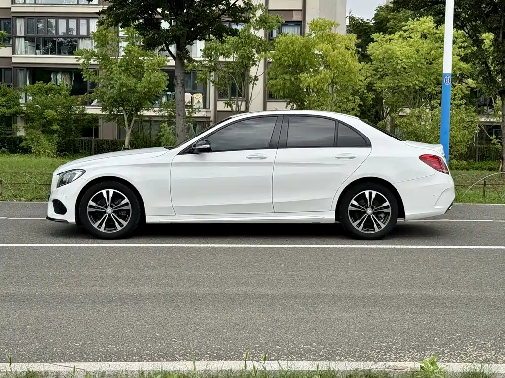 Mercedes-Benz C-Class 2016 — фото 7