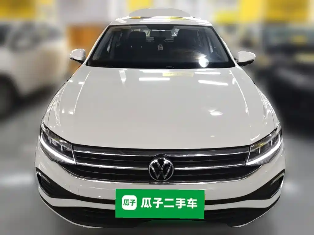 Volkswagen Bora 2023