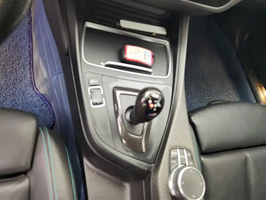 BMW M2 2018 — фото 16