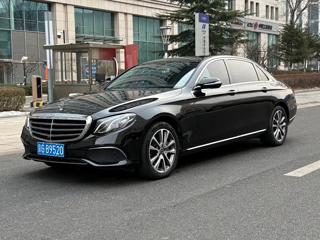 Mercedes-Benz E-Class 2019 — фото 1