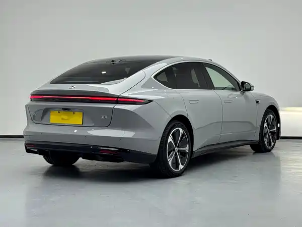 NIO ET5 2025